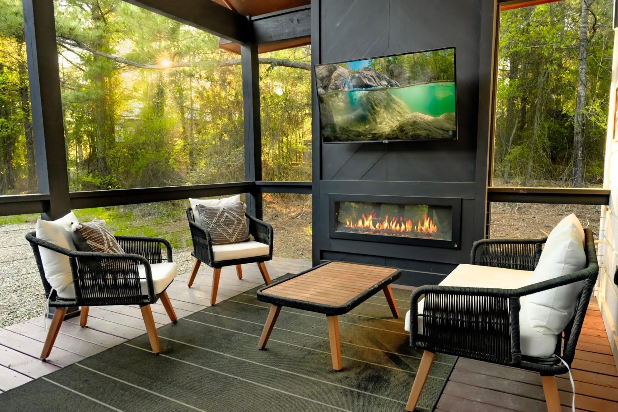 New Farmhouse-Chic Cabin With Hot Tub & Firepit Broken Bow Eksteriør billede